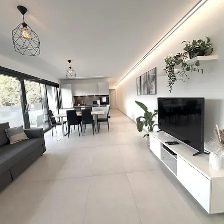 Centro, A Pochi Passi Dal - Free Parking Appartement